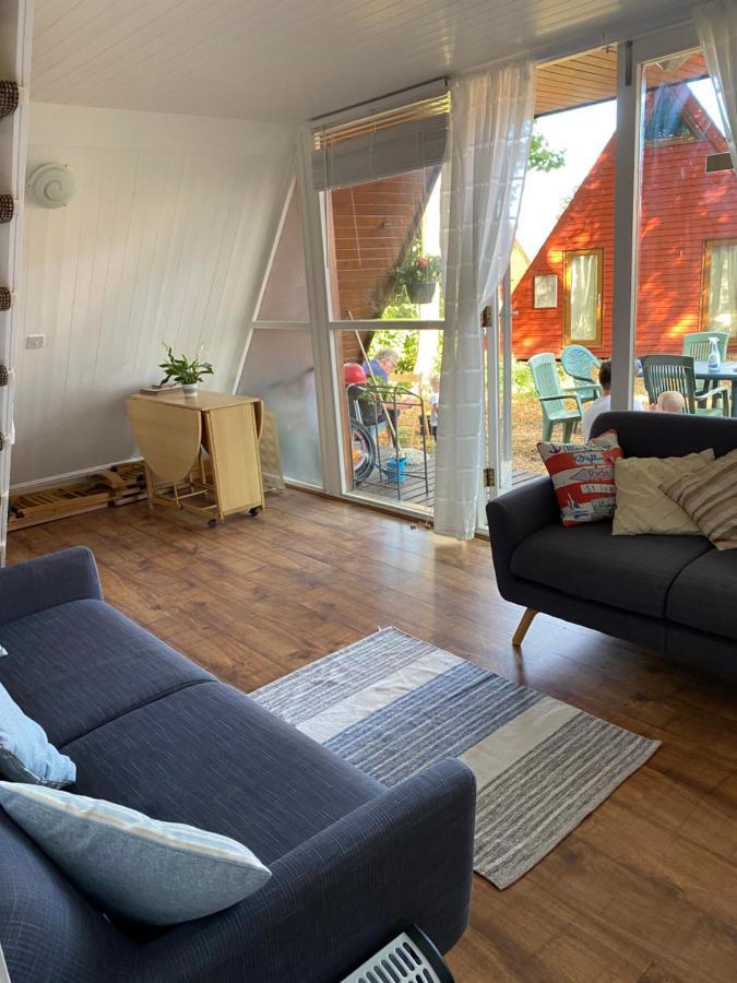 Kingsdown Chalet Deal Extérieur photo