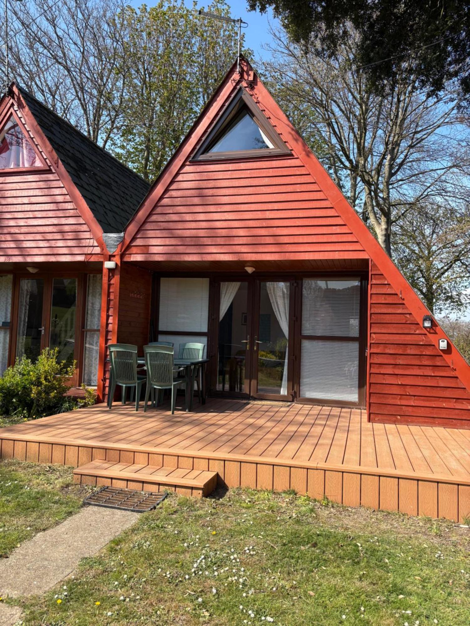Kingsdown Chalet Deal Extérieur photo